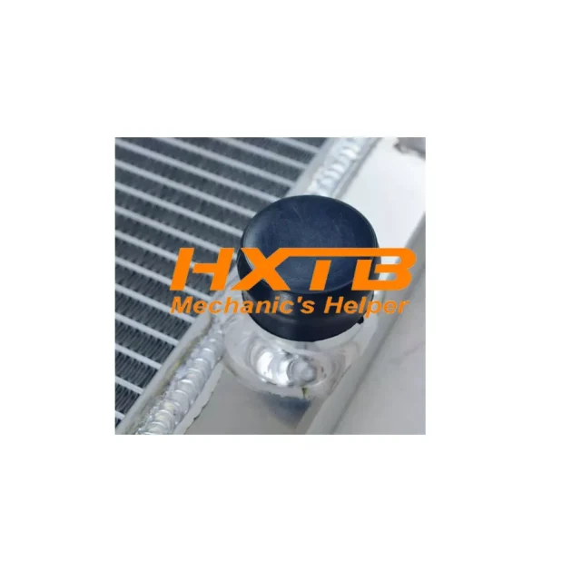 Aluminum radiator for NISSAN Teana J31 2.3L AT, featuring a sturdy construction and precise fitment