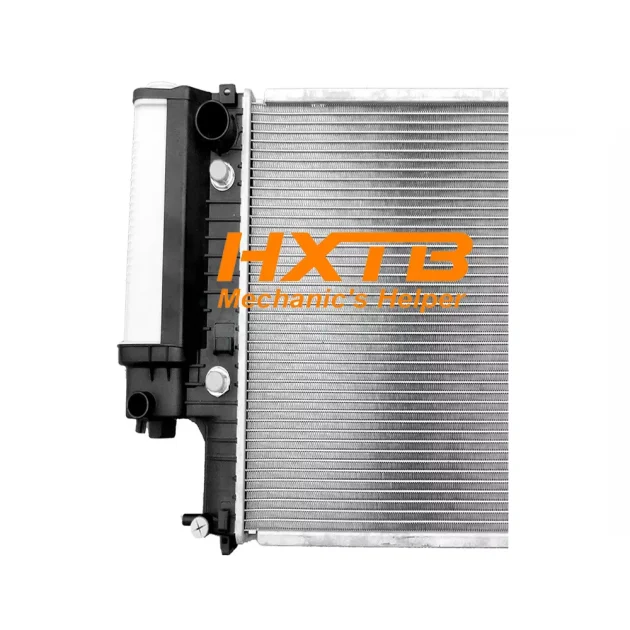 Direct-fit radiator for BMW E36 (318i) & Z3 (1.8L/1.9L) – aluminum core, plastic tanks, and built-in overflow tank