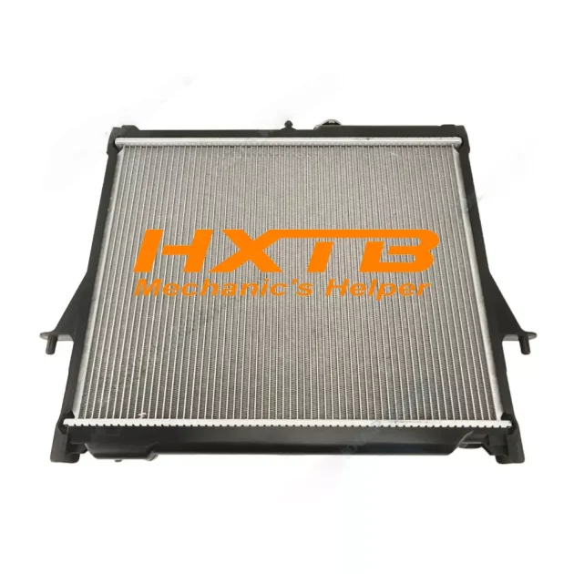 Plastic tank aluminum core radiator for Isuzu D-Max 2003-2011 AUTOMATIC V6 engine cooling system