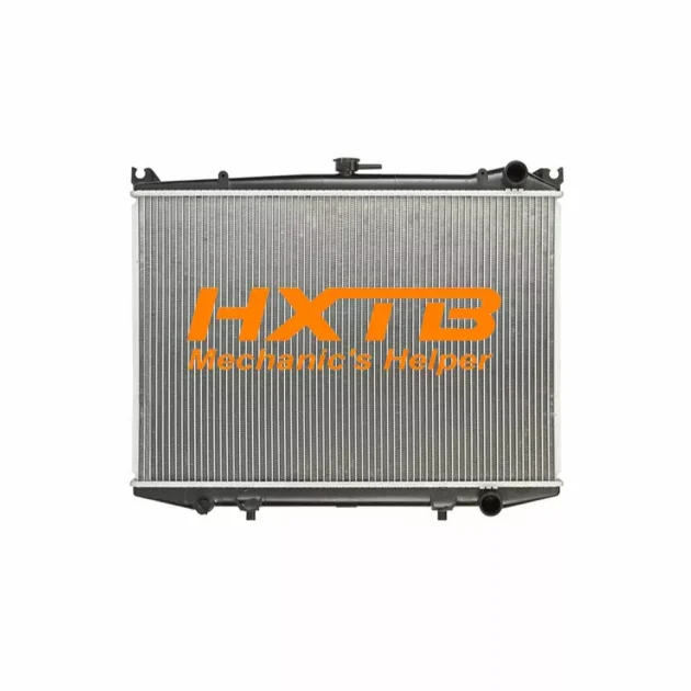 High-quality aluminum core radiator with plastic tanks, designed for Nissan Big M TD/BDI/D21 (1989–1995)
